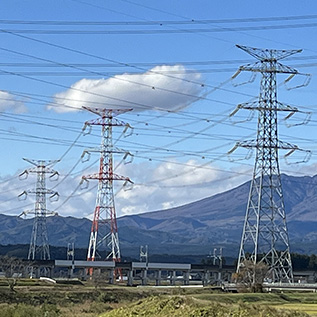 送配電用架線金具